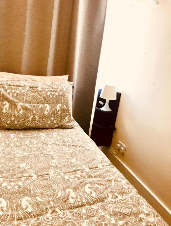 Ac Lounge 36 Apartment Рочфорд Екстериор снимка